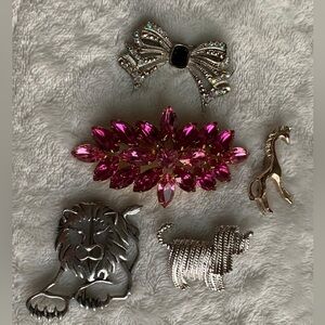 Vintage Brooch Lot